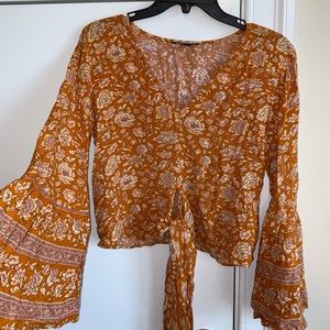 American eagle floral bell sleeve top size small